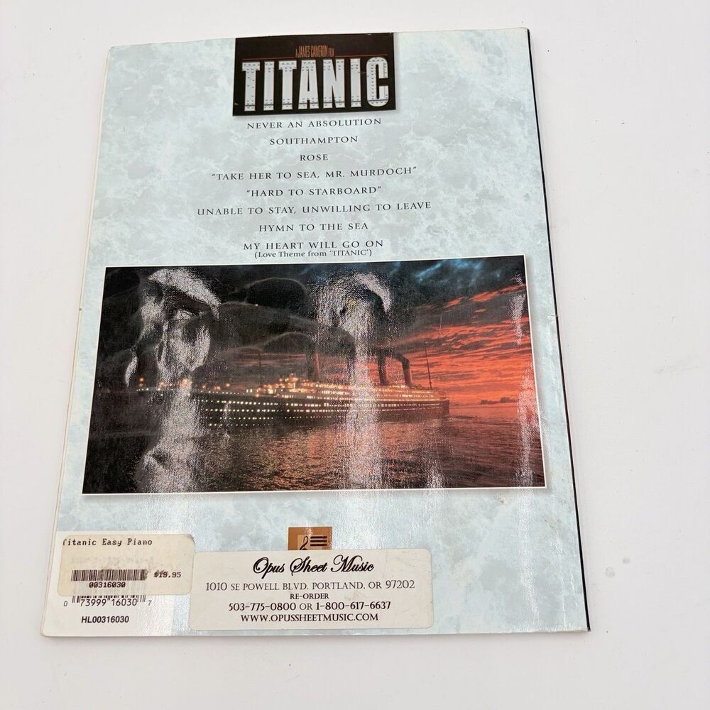 Titanic by James‎ Cameron Sheet Music Piano Selections Songbook